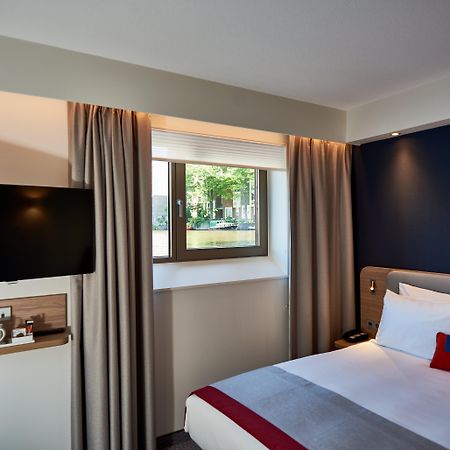 Holiday Inn Express Amsterdam - City Hall By Ihg Exterior foto