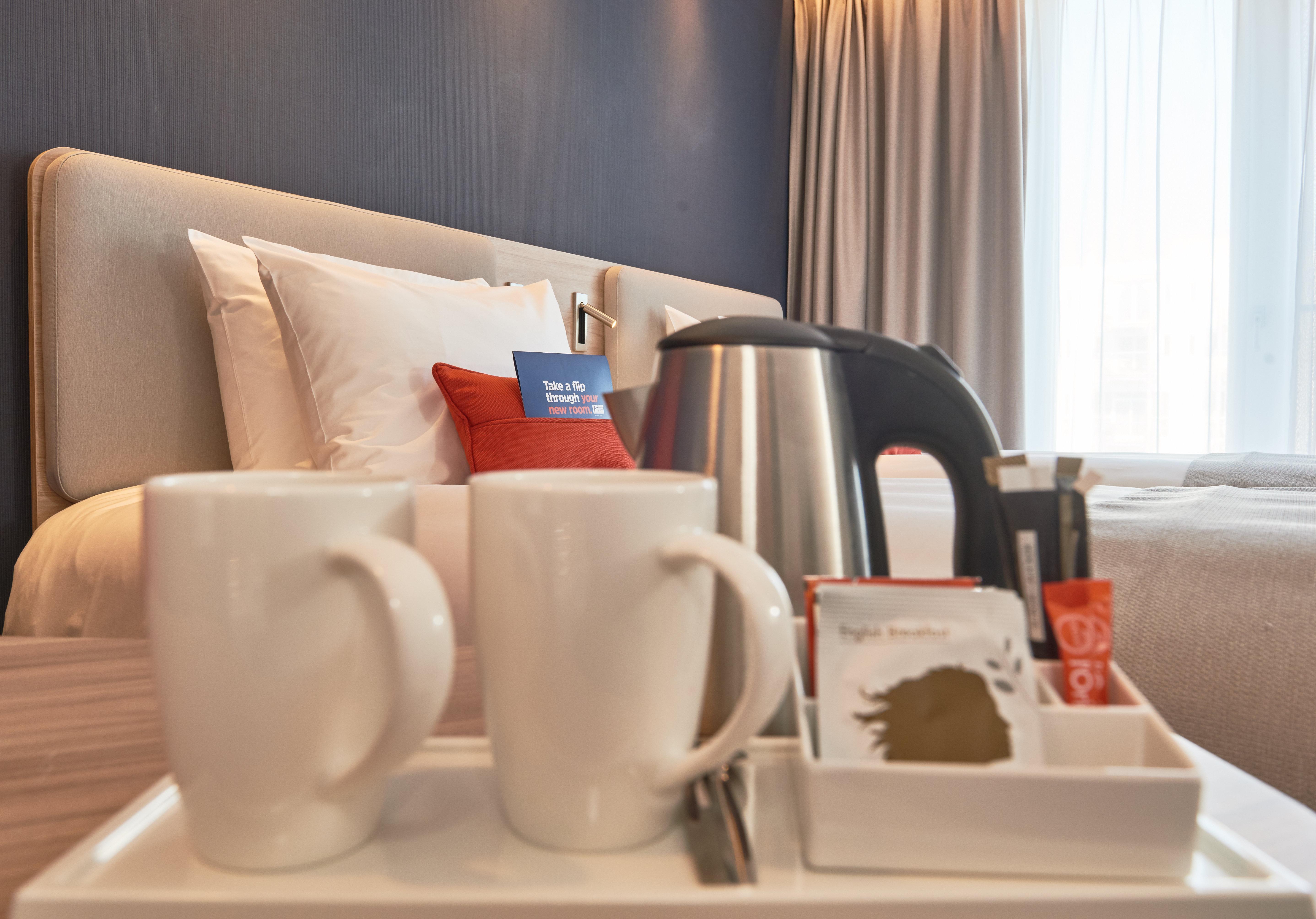 Holiday Inn Express Amsterdam - City Hall By Ihg Exterior foto