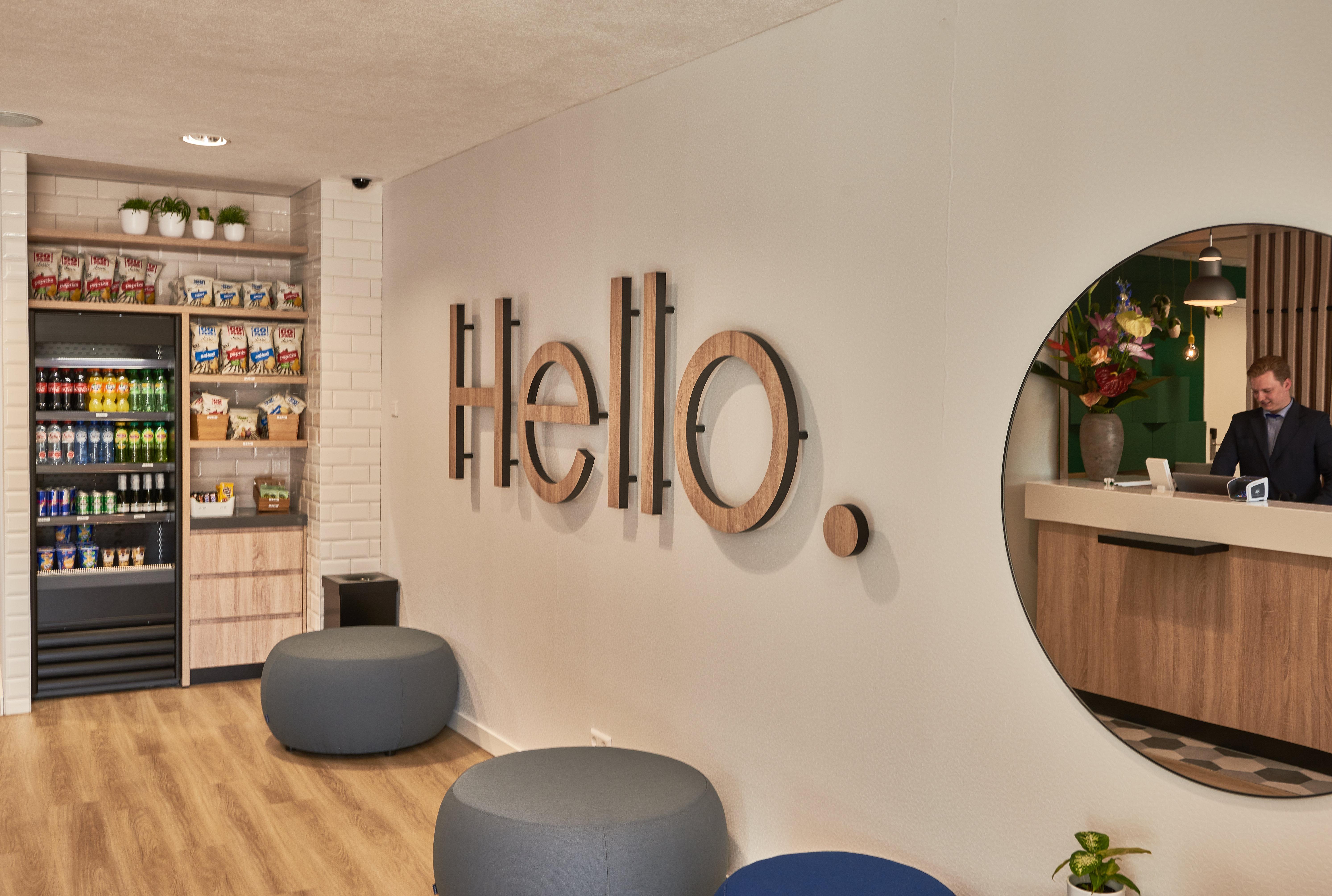 Holiday Inn Express Amsterdam - City Hall By Ihg Exterior foto